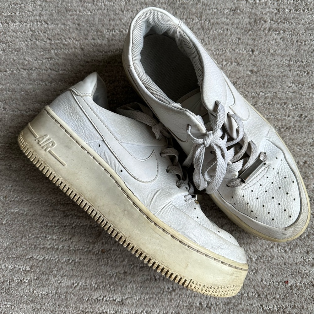 Nike Sage Low